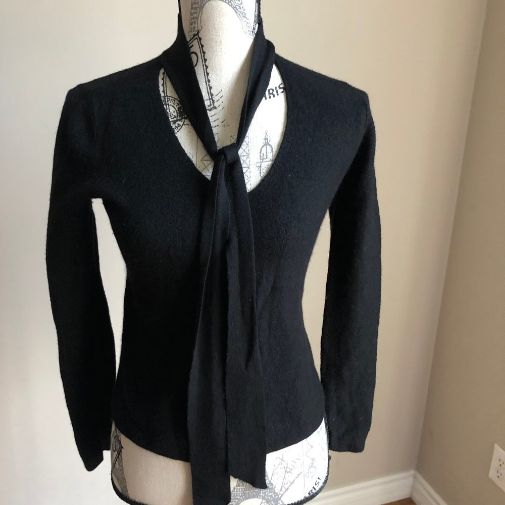 Aritzia Babaton Black Sweater 100% Merino wool